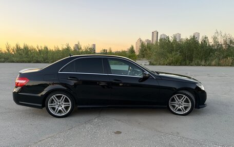Mercedes-Benz E-Класс, 2012 год, 1 300 000 рублей, 2 фотография