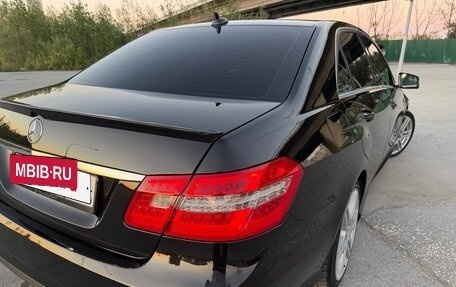Mercedes-Benz E-Класс, 2012 год, 1 300 000 рублей, 6 фотография