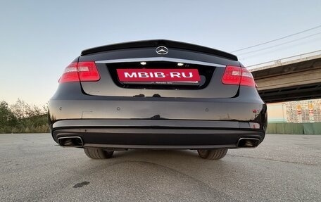 Mercedes-Benz E-Класс, 2012 год, 1 300 000 рублей, 7 фотография