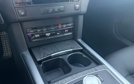 Mercedes-Benz E-Класс, 2012 год, 1 300 000 рублей, 20 фотография