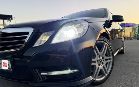 Mercedes-Benz E-Класс, 2012 год, 1 300 000 рублей, 30 фотография