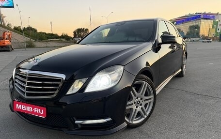 Mercedes-Benz E-Класс, 2012 год, 1 300 000 рублей, 31 фотография