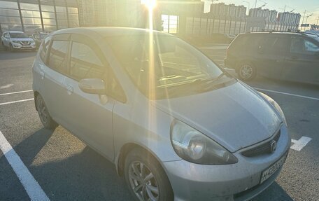 Honda Fit III, 2005 год, 390 000 рублей, 2 фотография