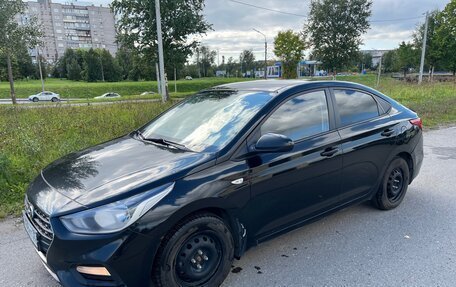 Hyundai Solaris II рестайлинг, 2017 год, 850 000 рублей, 4 фотография