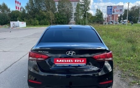 Hyundai Solaris II рестайлинг, 2017 год, 850 000 рублей, 2 фотография