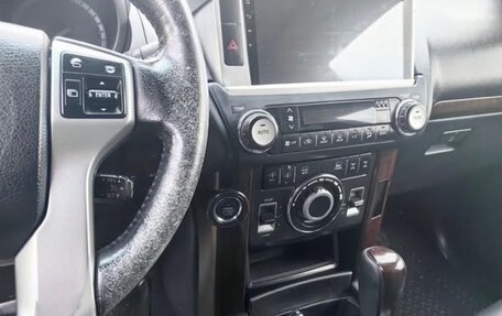 Toyota Land Cruiser Prado 150 рестайлинг 2, 2014 год, 2 950 000 рублей, 21 фотография
