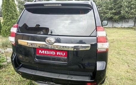 Toyota Land Cruiser Prado 150 рестайлинг 2, 2014 год, 2 950 000 рублей, 15 фотография