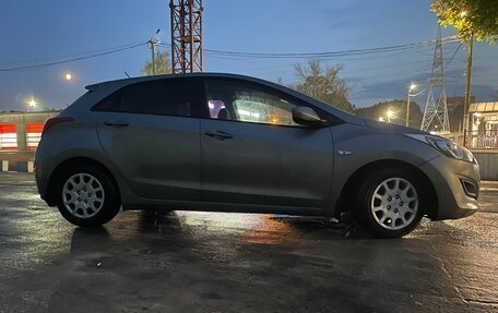 Hyundai i30 II рестайлинг, 2012 год, 799 999 рублей, 3 фотография