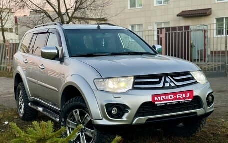 Mitsubishi Pajero Sport II рестайлинг, 2015 год, 2 100 000 рублей, 2 фотография
