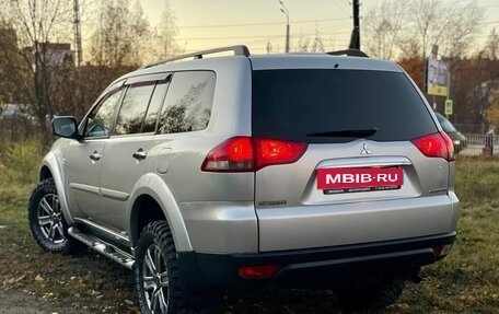 Mitsubishi Pajero Sport II рестайлинг, 2015 год, 2 100 000 рублей, 4 фотография