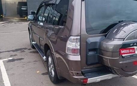 Mitsubishi Pajero IV, 2014 год, 1 990 000 рублей, 6 фотография