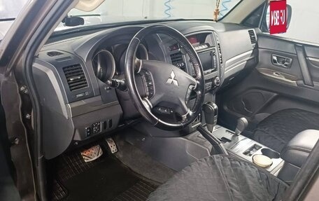 Mitsubishi Pajero IV, 2014 год, 1 990 000 рублей, 9 фотография
