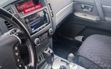Mitsubishi Pajero IV, 2014 год, 1 990 000 рублей, 11 фотография