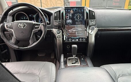 Toyota Land Cruiser 200, 2008 год, 2 790 000 рублей, 11 фотография