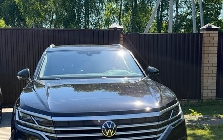 Volkswagen Touareg III, 2021 год, 6 150 000 рублей, 1 фотография