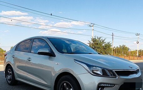 KIA Rio IV, 2018 год, 1 300 000 рублей, 2 фотография