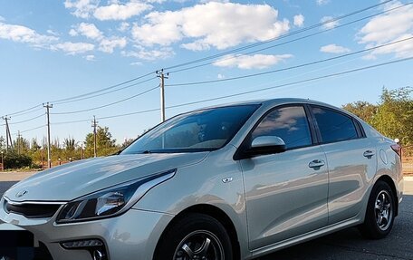 KIA Rio IV, 2018 год, 1 300 000 рублей, 3 фотография