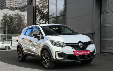 Renault Kaptur I рестайлинг, 2018 год, 800 000 рублей, 3 фотография