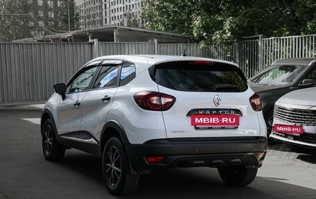 Renault Kaptur I рестайлинг, 2018 год, 800 000 рублей, 6 фотография