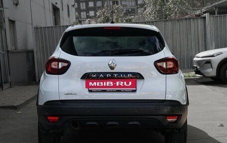 Renault Kaptur I рестайлинг, 2018 год, 800 000 рублей, 5 фотография