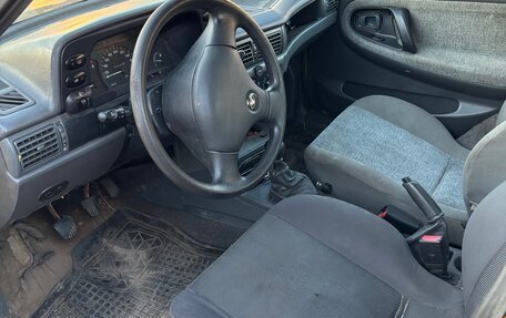 Daewoo Nexia I рестайлинг, 2004 год, 250 000 рублей, 5 фотография