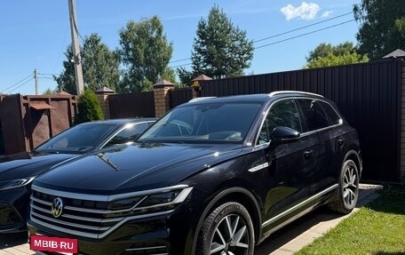 Volkswagen Touareg III, 2021 год, 6 150 000 рублей, 2 фотография