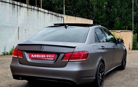 Mercedes-Benz E-Класс, 2015 год, 3 250 000 рублей, 6 фотография