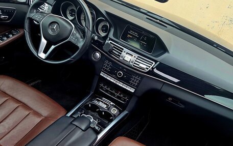Mercedes-Benz E-Класс, 2015 год, 3 250 000 рублей, 16 фотография