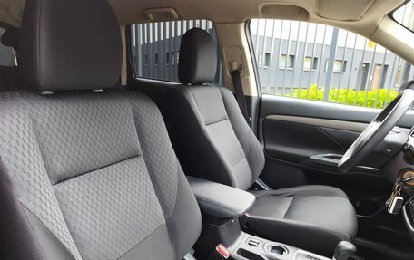 Mitsubishi Outlander III рестайлинг 3, 2012 год, 799 000 рублей, 12 фотография
