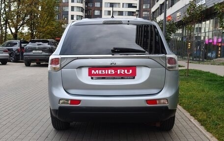 Mitsubishi Outlander III рестайлинг 3, 2012 год, 799 000 рублей, 7 фотография