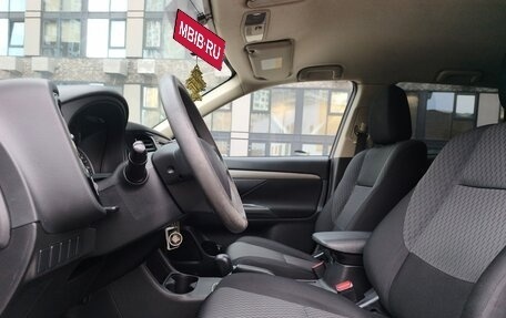 Mitsubishi Outlander III рестайлинг 3, 2012 год, 799 000 рублей, 16 фотография