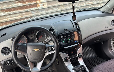 Chevrolet Cruze II, 2013 год, 750 000 рублей, 13 фотография