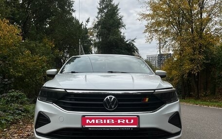 Volkswagen Polo VI (EU Market), 2022 год, 2 100 000 рублей, 3 фотография