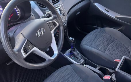 Hyundai Solaris II рестайлинг, 2015 год, 1 250 000 рублей, 10 фотография