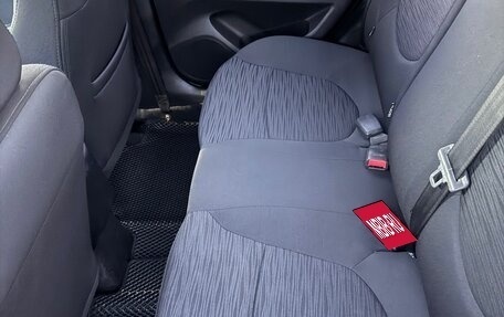 Hyundai Solaris II рестайлинг, 2015 год, 1 250 000 рублей, 12 фотография