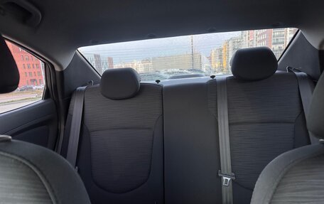Hyundai Solaris II рестайлинг, 2015 год, 1 250 000 рублей, 13 фотография
