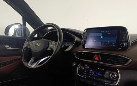 Hyundai Santa Fe III рестайлинг, 2018 год, 2 750 000 рублей, 12 фотография