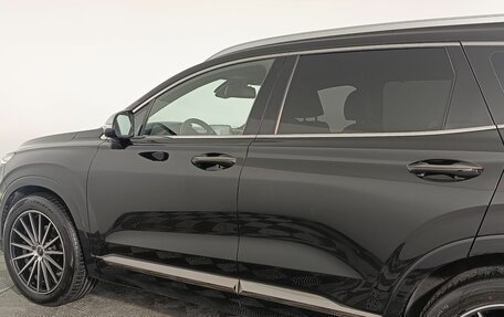 Hyundai Santa Fe III рестайлинг, 2018 год, 2 750 000 рублей, 21 фотография