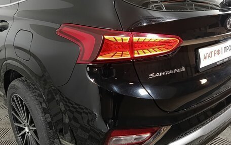 Hyundai Santa Fe III рестайлинг, 2018 год, 2 750 000 рублей, 20 фотография