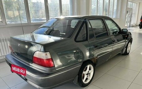 Daewoo Nexia I рестайлинг, 2002 год, 80 000 рублей, 4 фотография