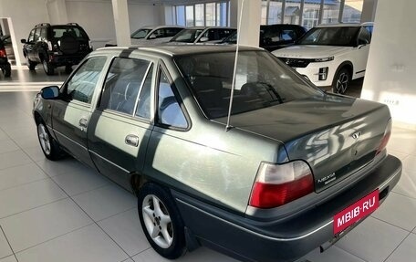 Daewoo Nexia I рестайлинг, 2002 год, 80 000 рублей, 7 фотография