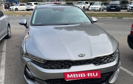 KIA K5, 2020 год, 2 350 000 рублей, 3 фотография