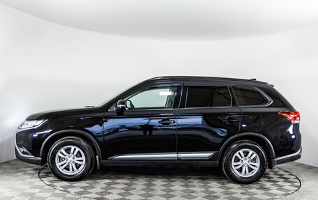 Mitsubishi Outlander III рестайлинг 3, 2021 год, 2 499 000 рублей, 8 фотография