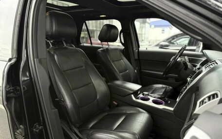 Ford Explorer VI, 2012 год, 1 390 000 рублей, 17 фотография