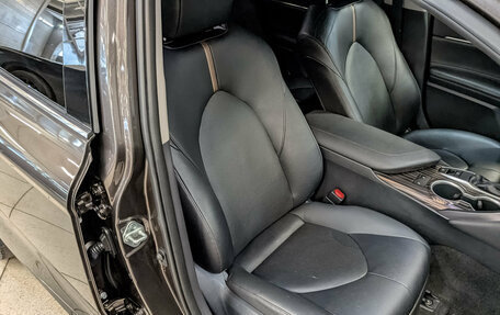Toyota Camry, 2020 год, 2 695 000 рублей, 21 фотография