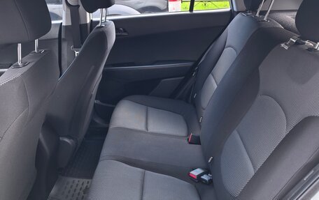 Hyundai Creta I рестайлинг, 2019 год, 1 800 000 рублей, 10 фотография