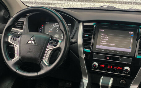 Mitsubishi Montero Sport, 2022 год, 4 040 000 рублей, 11 фотография