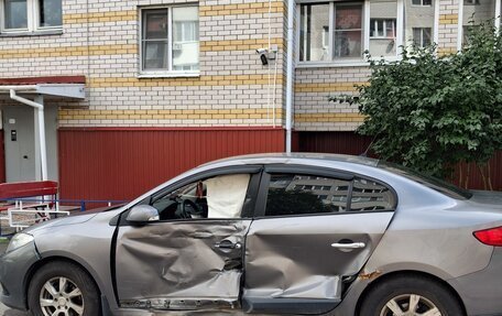 Renault Fluence I, 2013 год, 300 000 рублей, 3 фотография