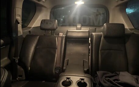 Toyota Land Cruiser Prado 150 рестайлинг 2, 2010 год, 2 400 000 рублей, 11 фотография