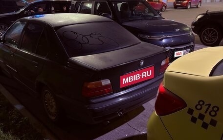BMW 3 серия, 1993 год, 250 000 рублей, 4 фотография
